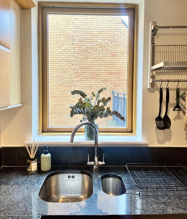 Spacious Mews Apartment, Clapham London Exterior foto